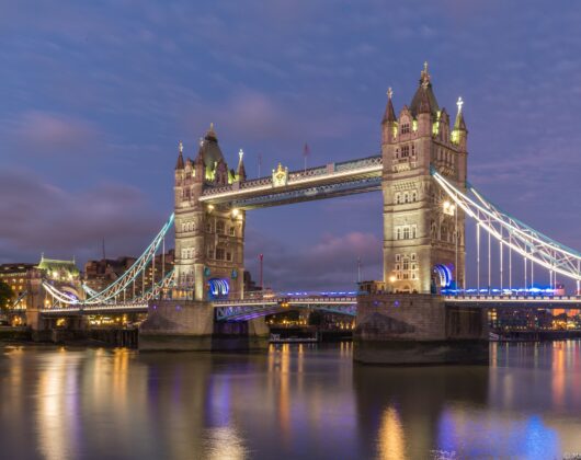UK immigration rules 2026 guide with London skyline and UK flag
